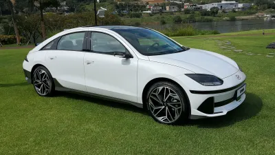 IONIQ 6